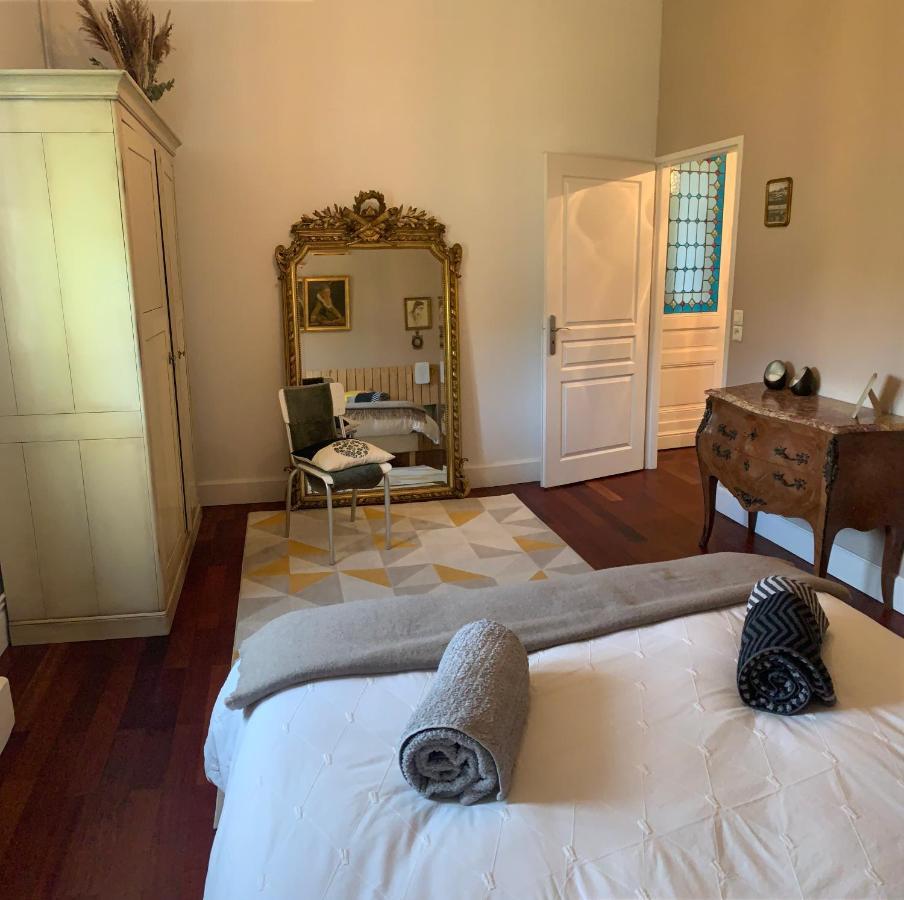 Suite Privative Abella - Aile De Maison Bourgeoise Ambares-et-Lagrave Exteriér fotografie