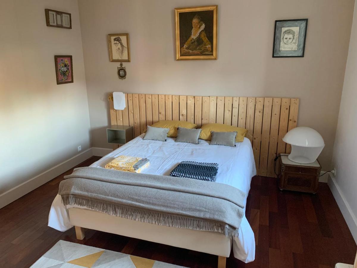 Suite Privative Abella - Aile De Maison Bourgeoise Ambares-et-Lagrave Exteriér fotografie